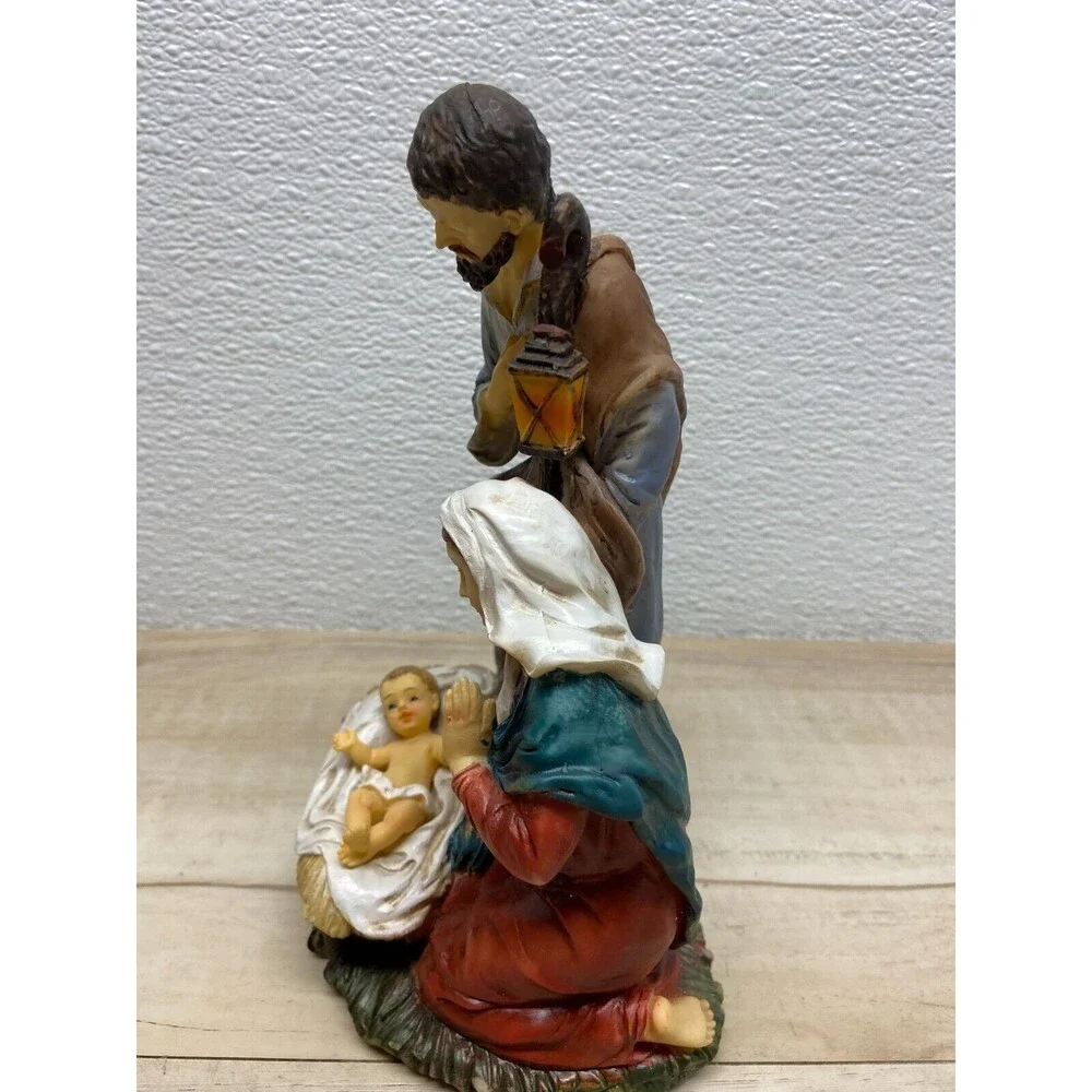 Nativity Scene Holy Family Mary,Joseph And Jesus Figurine - Picture 2 of 7